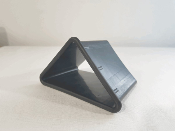 TP 03 Труба фазоинвертора треугольная