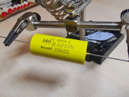 MKPA-E  8.2 uF 250V±5%  -40 +85C полипропиленовый пленочный конденсатор  45*20mm