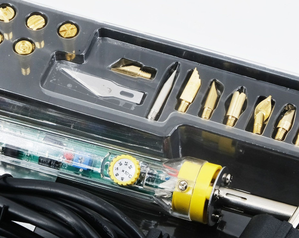 ZD-972H  набор для выжигания, 30-50Вт, 21 насадка