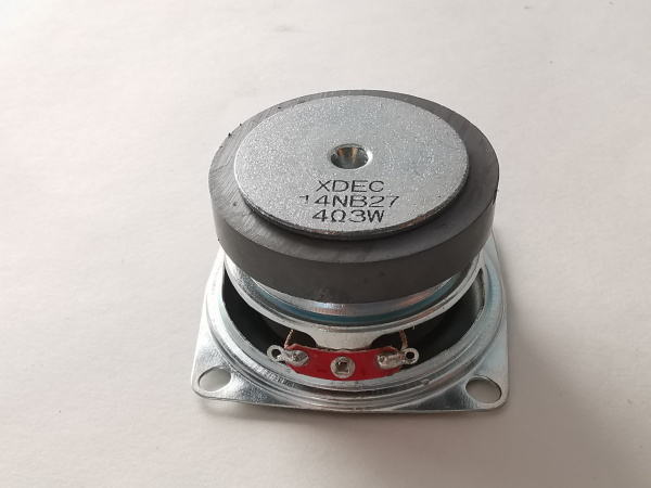 52W04-T14NB27  Динамик широкополосный 3Вт.